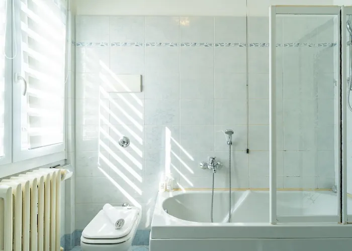 Spacious Bright With Panoramic Views * 레코