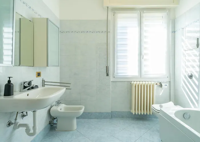 Spacious Bright With Panoramic Views * 레코