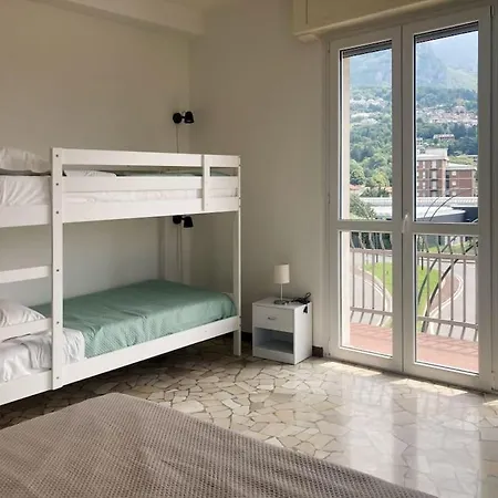 Spacious With Panoramic Views In Apartment *