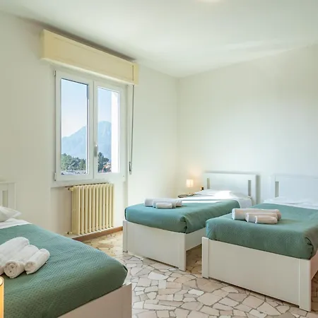 Spacious Bright Apartment With Panoramic Views