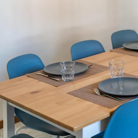 Spacious Bright Apartment With Panoramic Views *