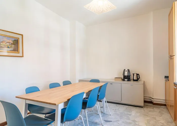 Appartement Spacious Bright With Panoramic Views Lecco