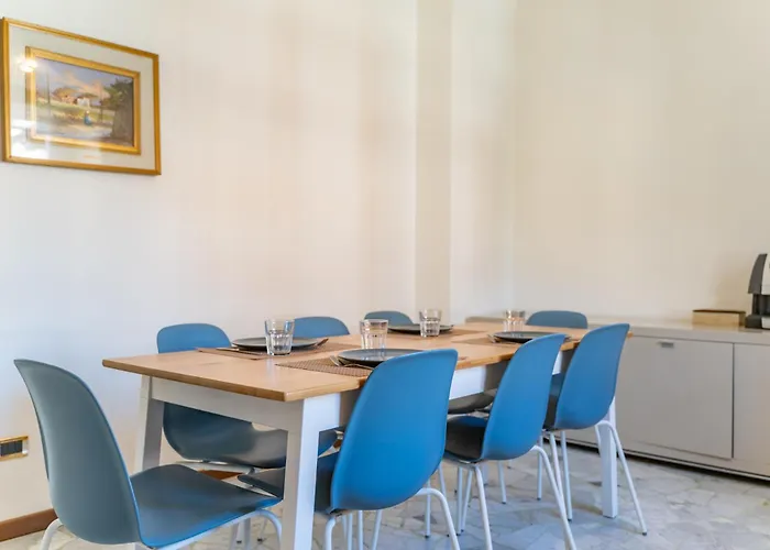 Spacious Bright With Panoramic Views Appartement Lecco